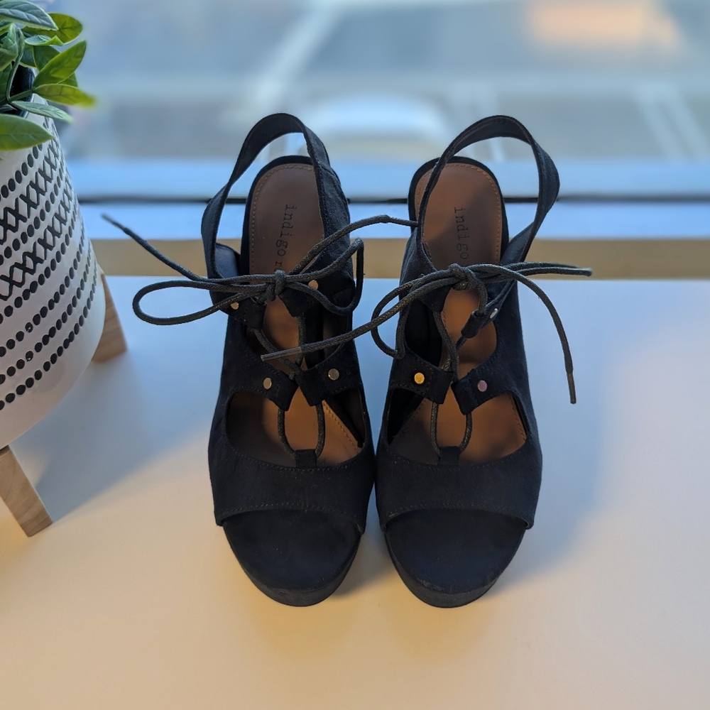 Indigo Rd Navy Lace-Up Platforms - Picture 5 of 8